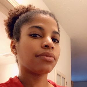 Meet your Posher, Thereasa